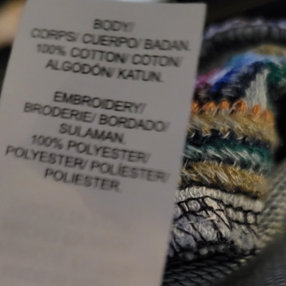 LUCKY Lotus long sleeve cotton top - Picture 8 of 9